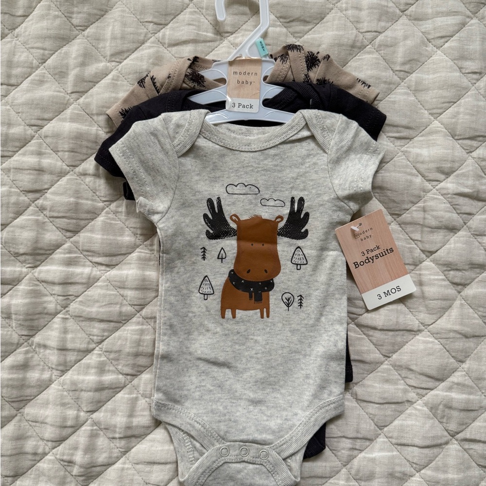 Modern Baby Set of 3 Gray Brown and Black Moose Print Onesie Set, Size 3mo, NWT